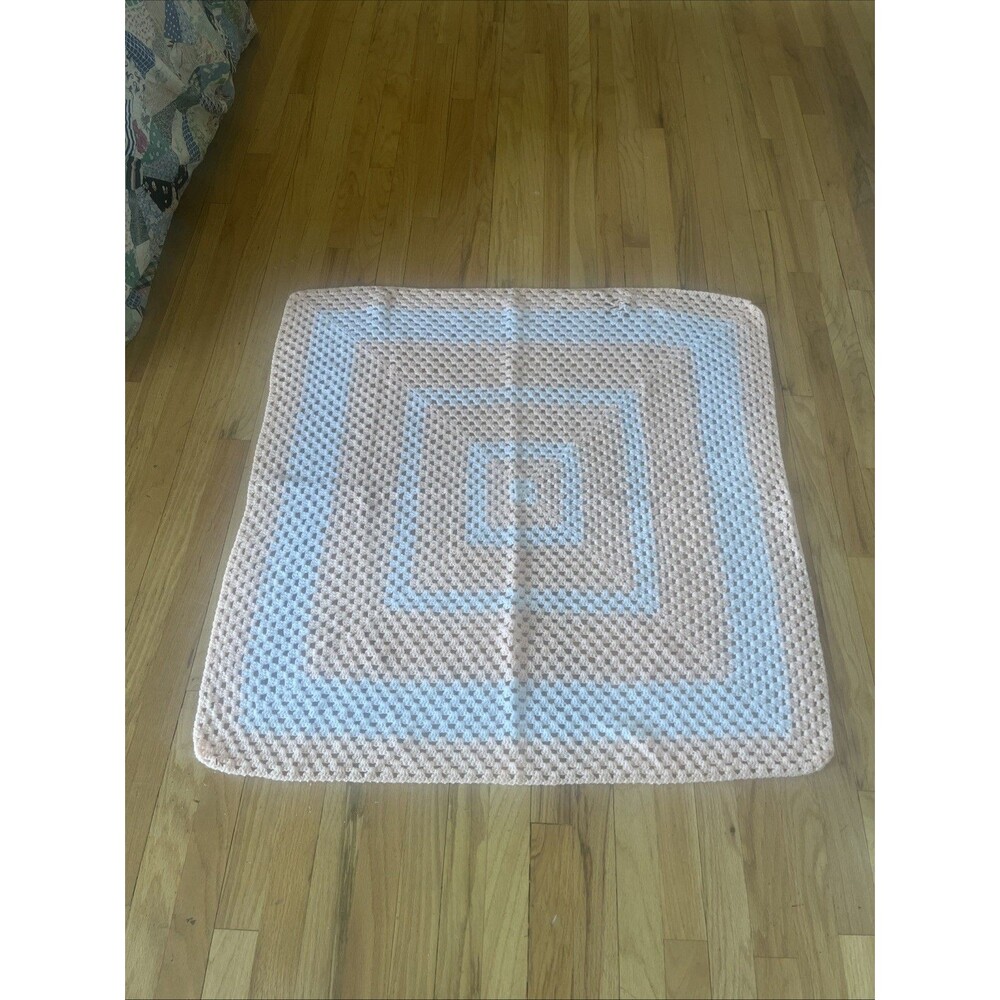 Vintage Crocheted Peach And White Blanket 3 Ft X 3 Ft
